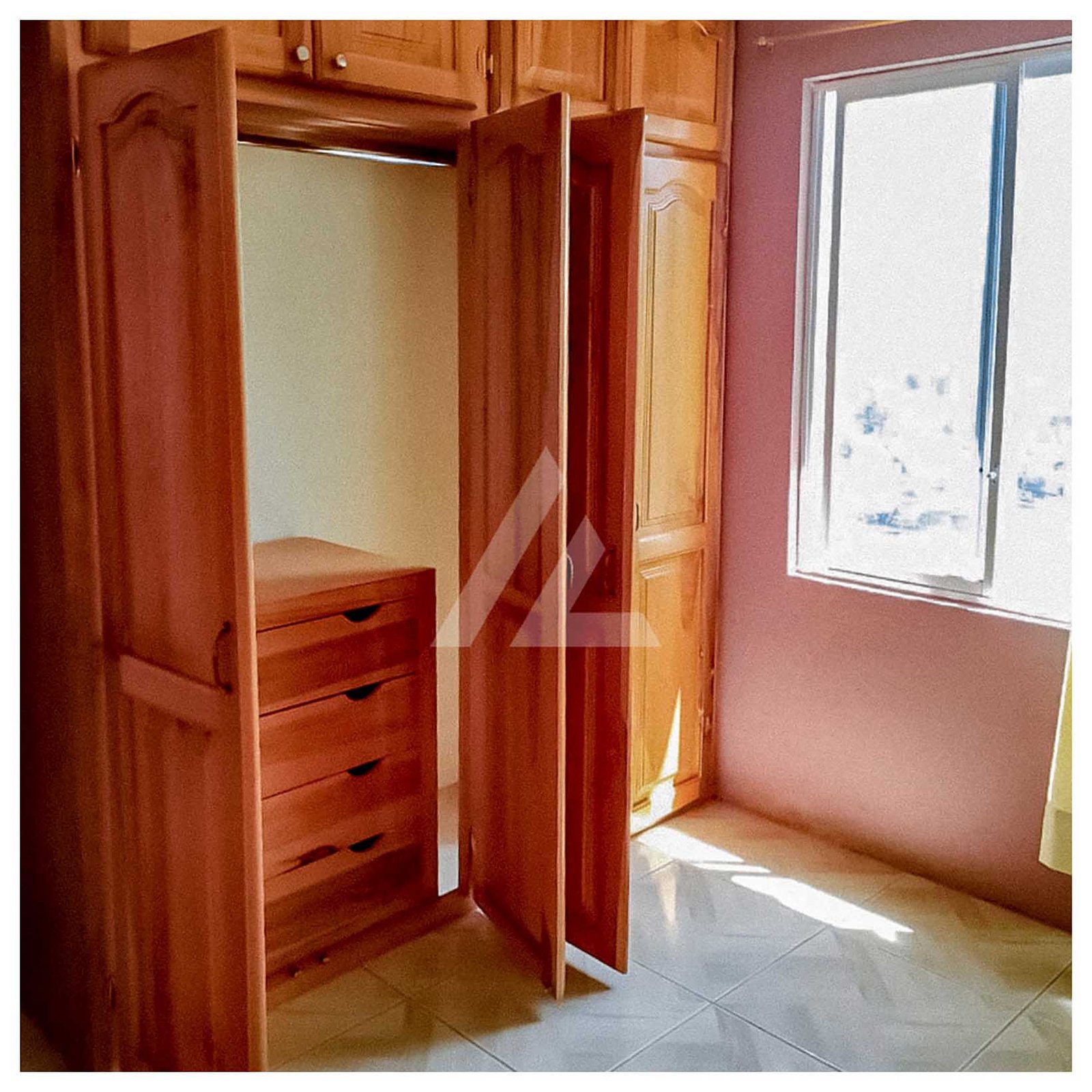 Casa_Conocoto closet