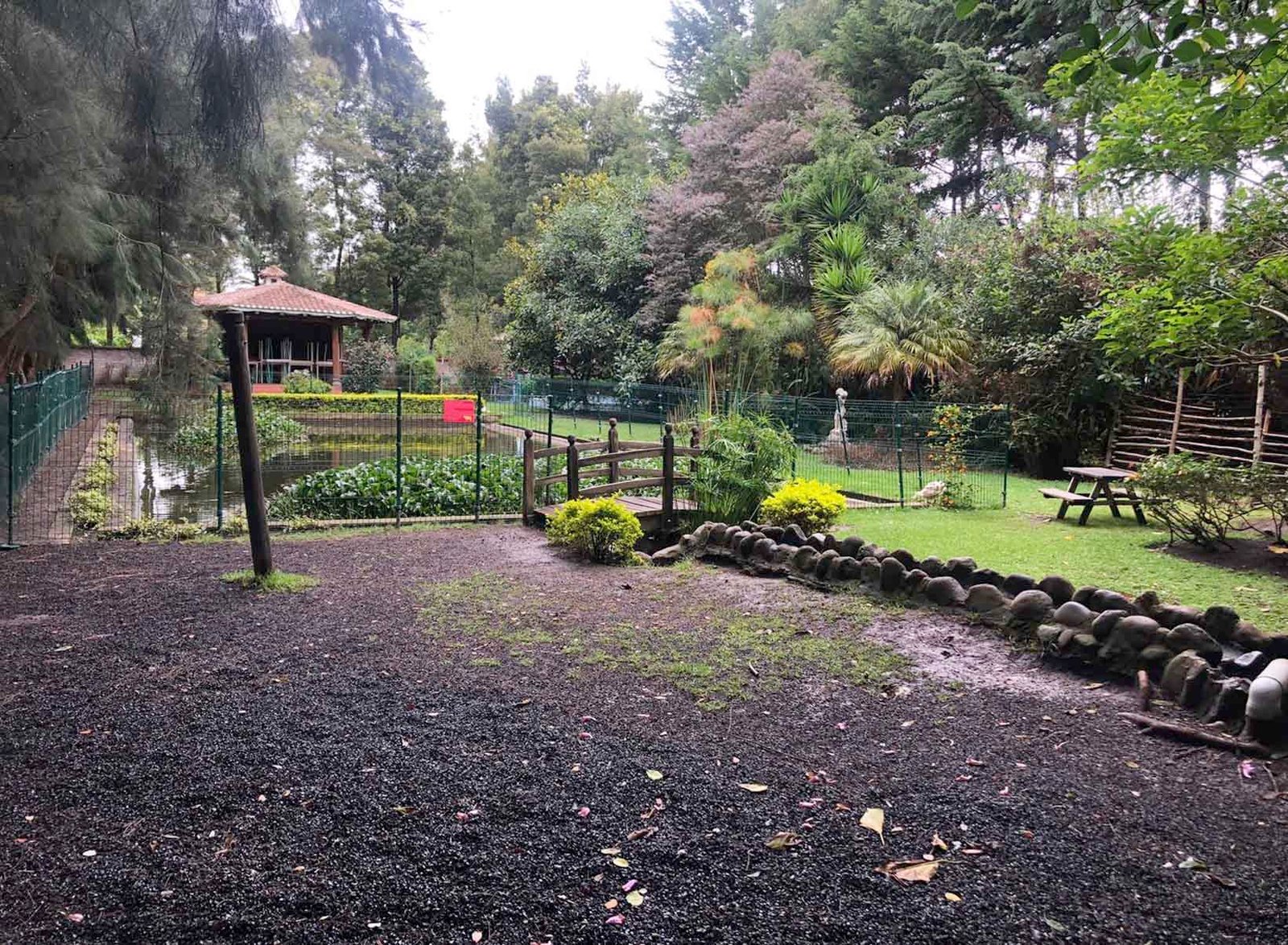 casatumbaco_estanque