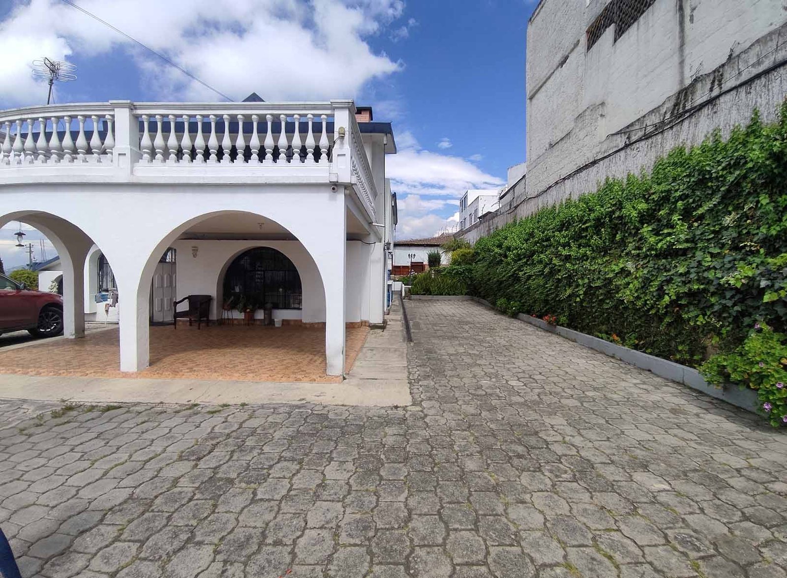 terrenocalderon_garage